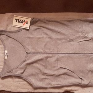 NEW Pocket ZIP UP SLEEVELESS GRAY TANK, TOP FITS SMALL TO MEDIUM 6 8 10